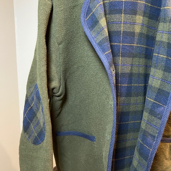 Olive Green Wool-Blend Spring/Fall Coat - Plaid Elbow Patches - - Picture 6 of 6